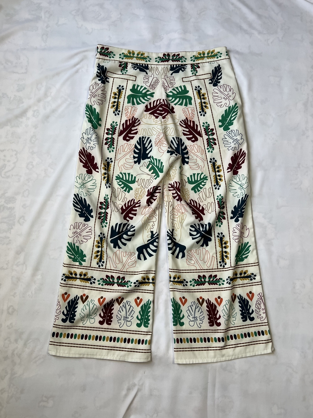 Cropped Ankle Leaf-Print Pants - Cream Multi - Picture 5 of 6